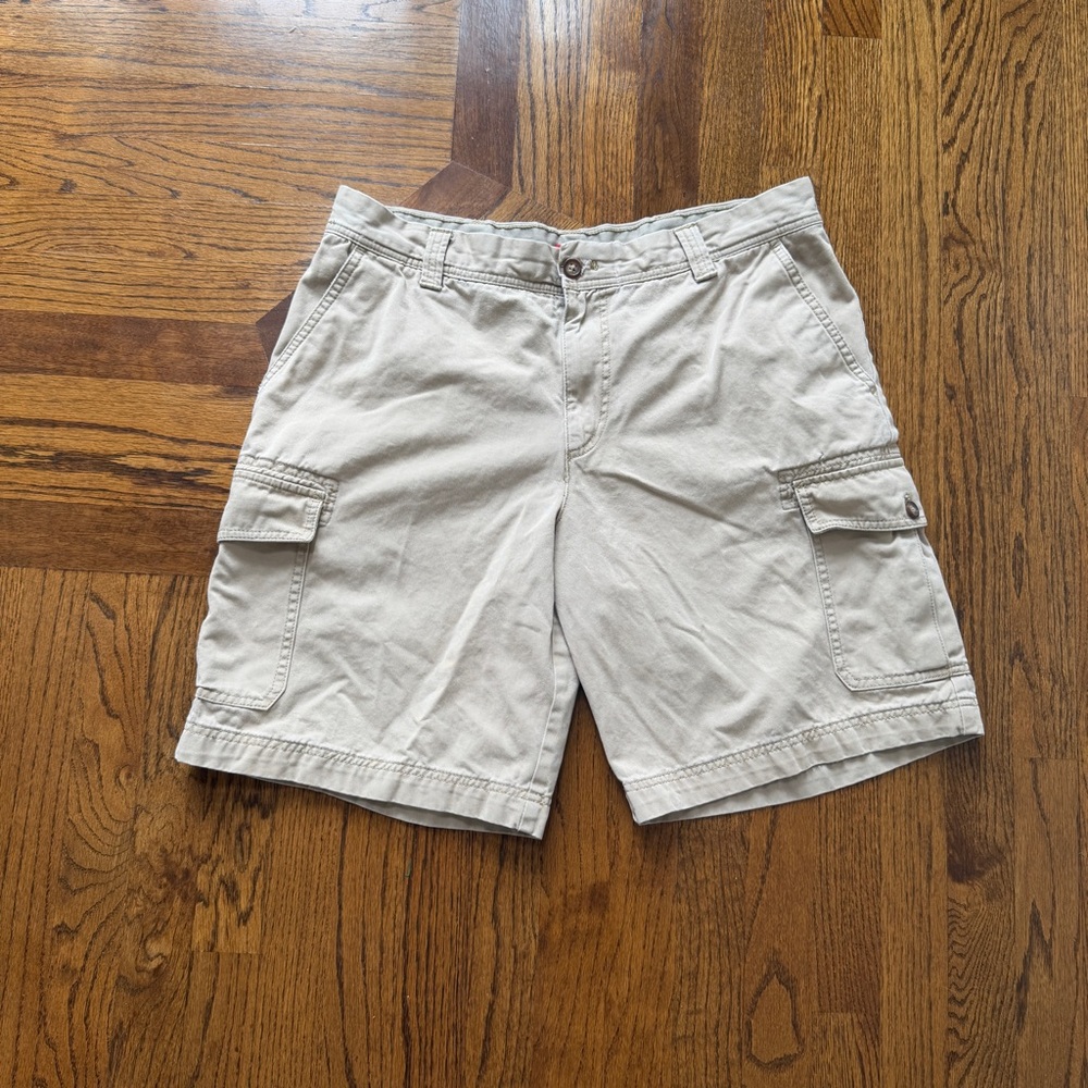 Izod Light Tan Cargo Shorts for Men